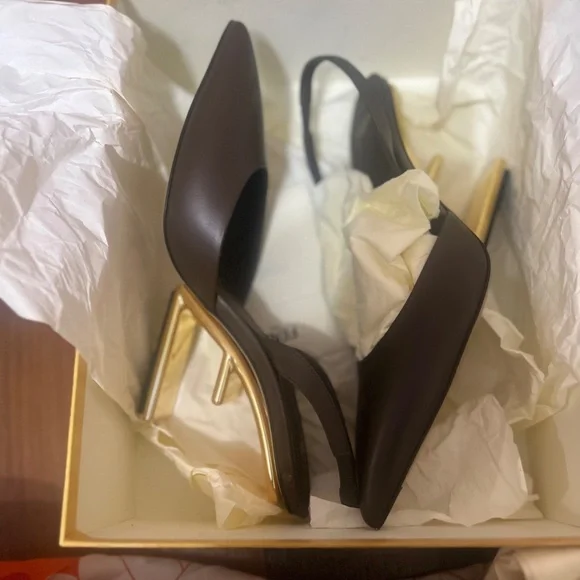 FENDI  FIRST LOGO HEEL 41 - Picture 3 of 7